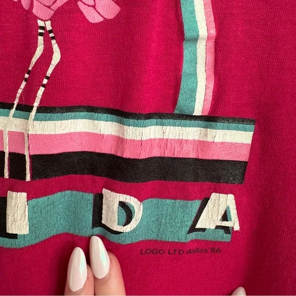 80s Florida pink flamingo tee #flamingo #retro
Graphic dated 1986 - Picture 4 of 6